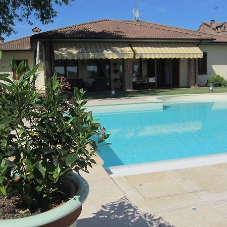 Marinella B&B Cornale Экстерьер фото